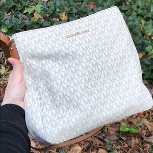 Practically new Michael Kors Medium Logo Tote Bag